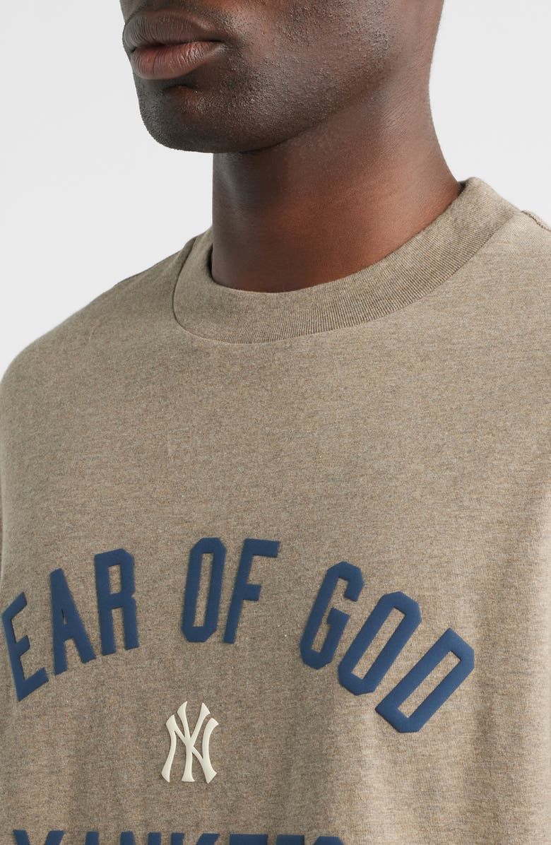 Fear of God Essentials x MLB Yankees 90s Fit Graphic T-Shirt, Alternate, color, Warm Heather