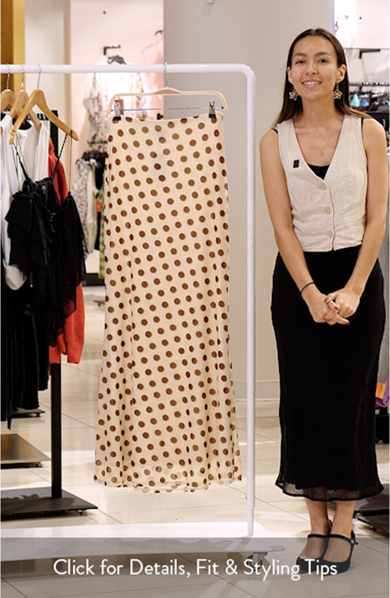 Tegan Allover Print Mermaid Skirt, sales video thumbnail