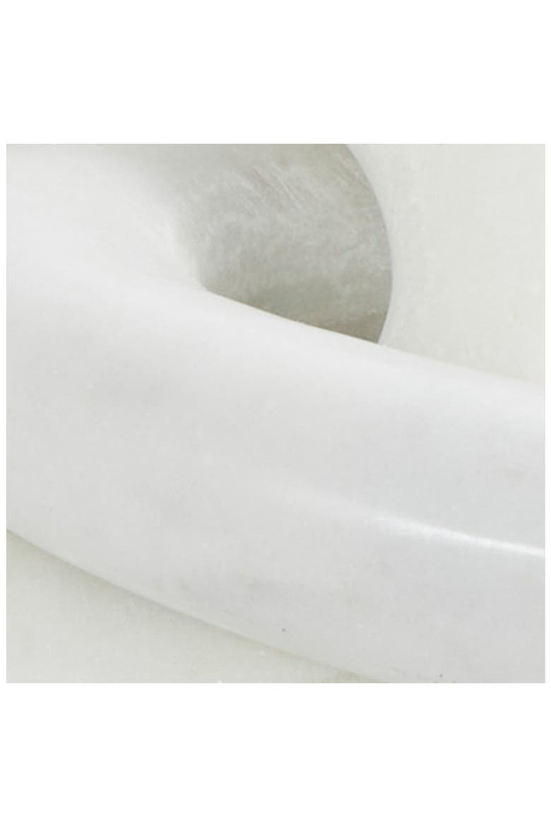 Marble Chain Sculpture, Alternate, color, WHITE