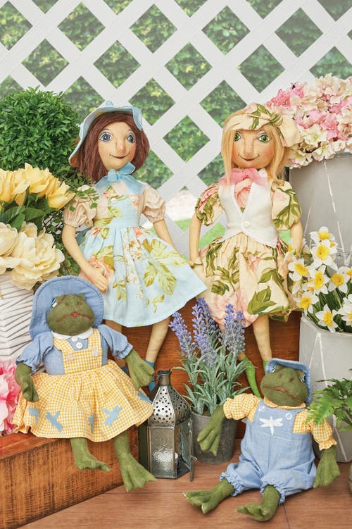 Gallerie Ii Lola Girl Gathered Traditions Joe Spencer Figure Art Doll In Multi