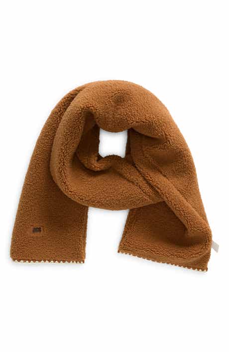 UGGfluff Scalloped Scarf