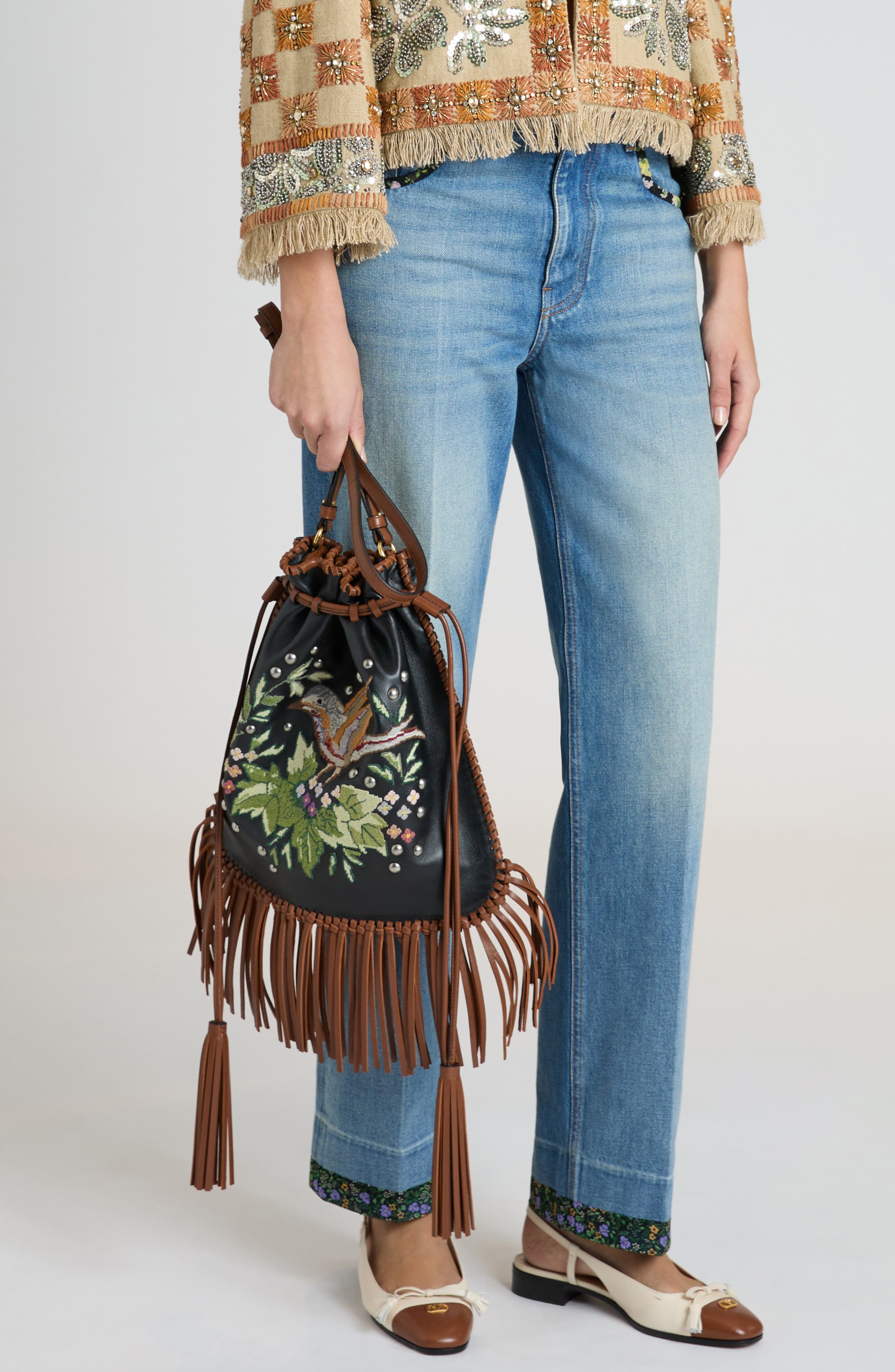 Valentino Garavani Medium Nellcôte Alice Drawstring Crossbody Bag, Alternate, color, 