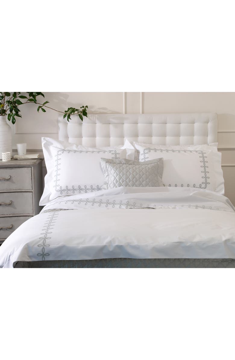 Matouk Gordian Knot Duvet Cover, Alternate, color, Silver