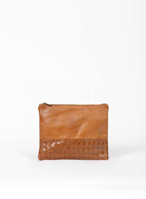 Deux Mains Woven Pouch In Brown