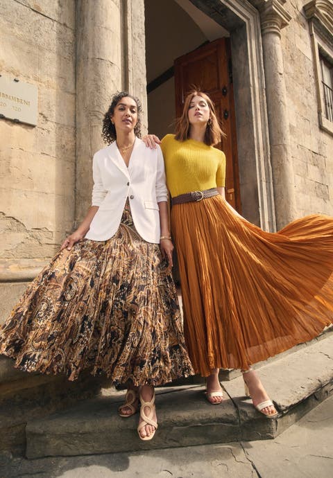 Flowing Crinkled Maxi Skirt (Plus Available)