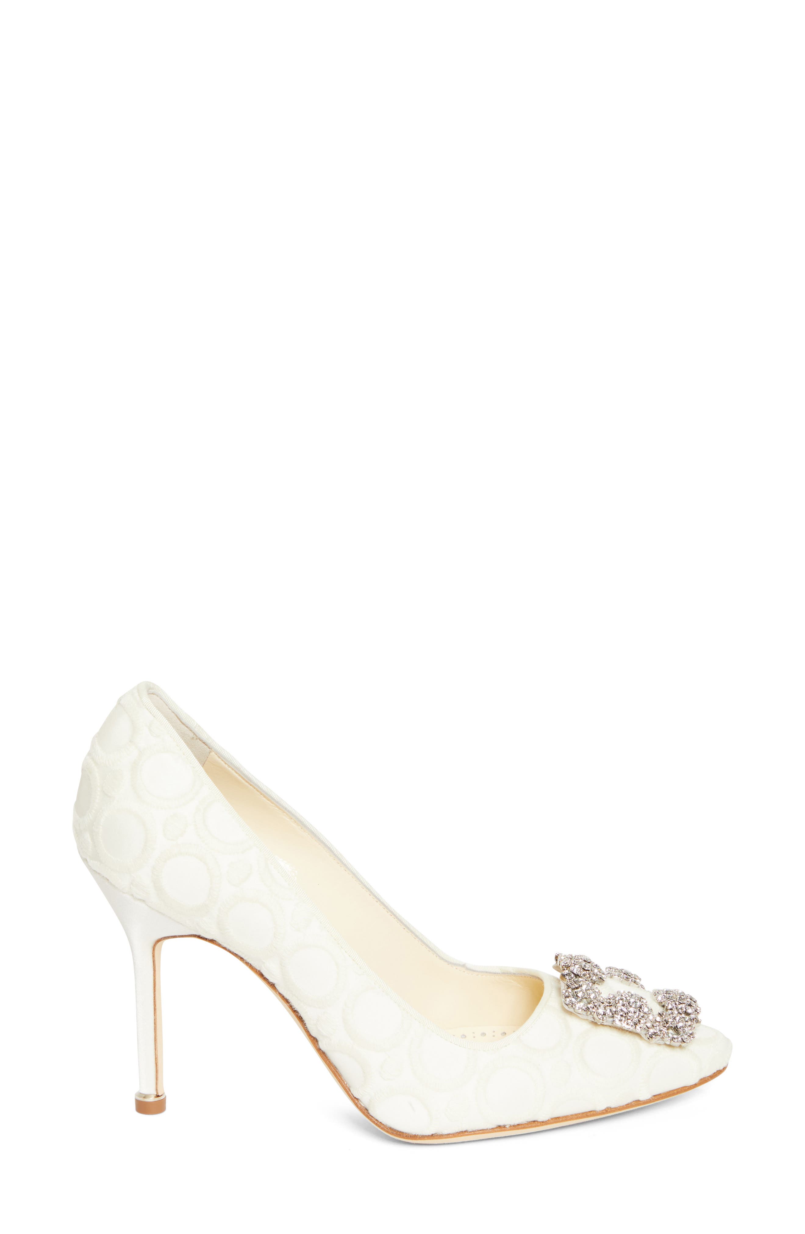 Manolo Blahnik Hangisi Crystal Buckle Pump, Alternate, color, Light Cream