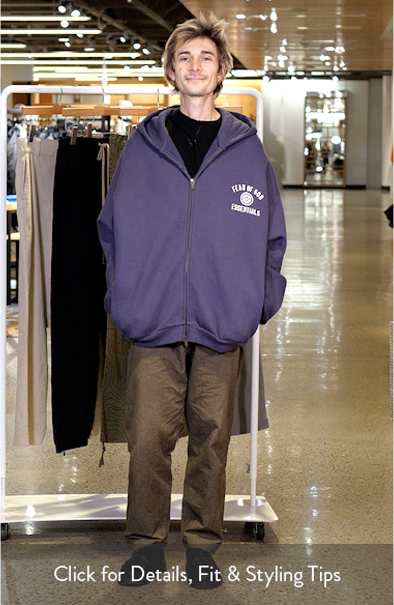 Heavyweight Fleece Logo Zip Hoodie, sales video thumbnail