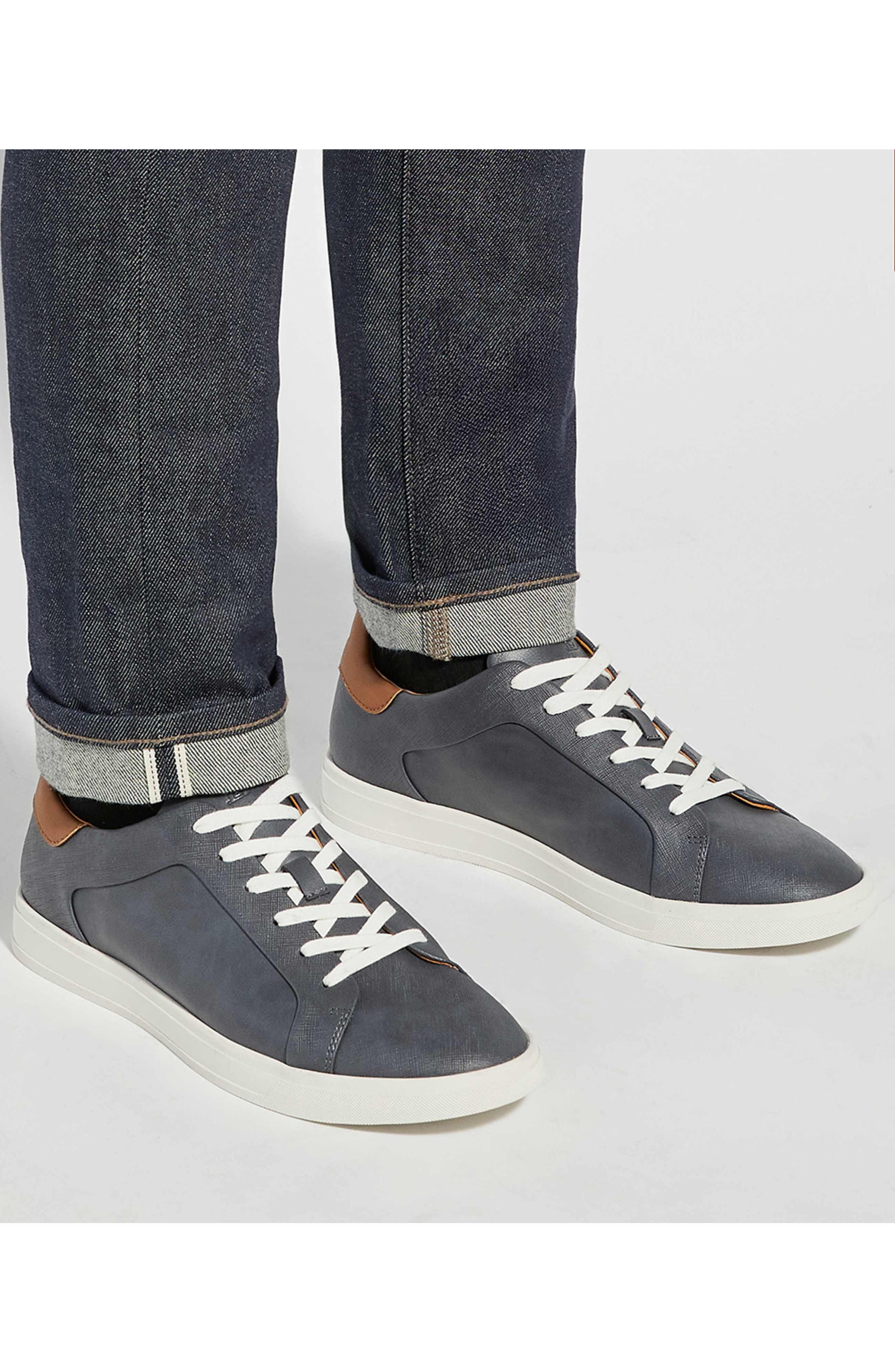 Traces Low Top Sneaker - image 4