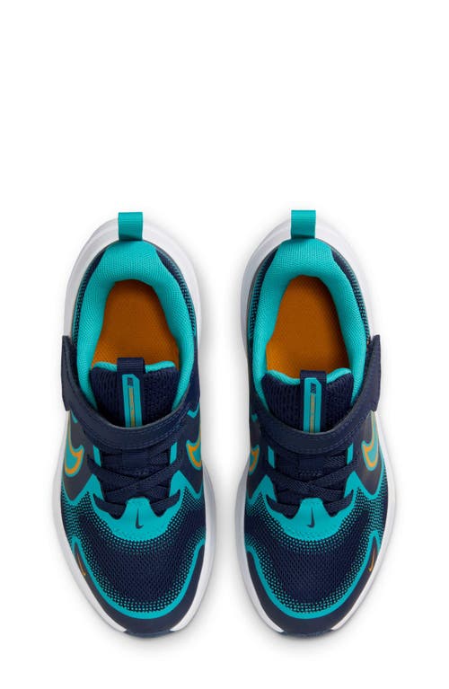 Nike Cosmic Runner Running Shoe