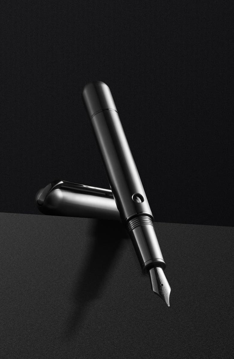 Nahvalur Nautilus Ti Black Titanium Fountain Pen, Alternate, color, Black Medium