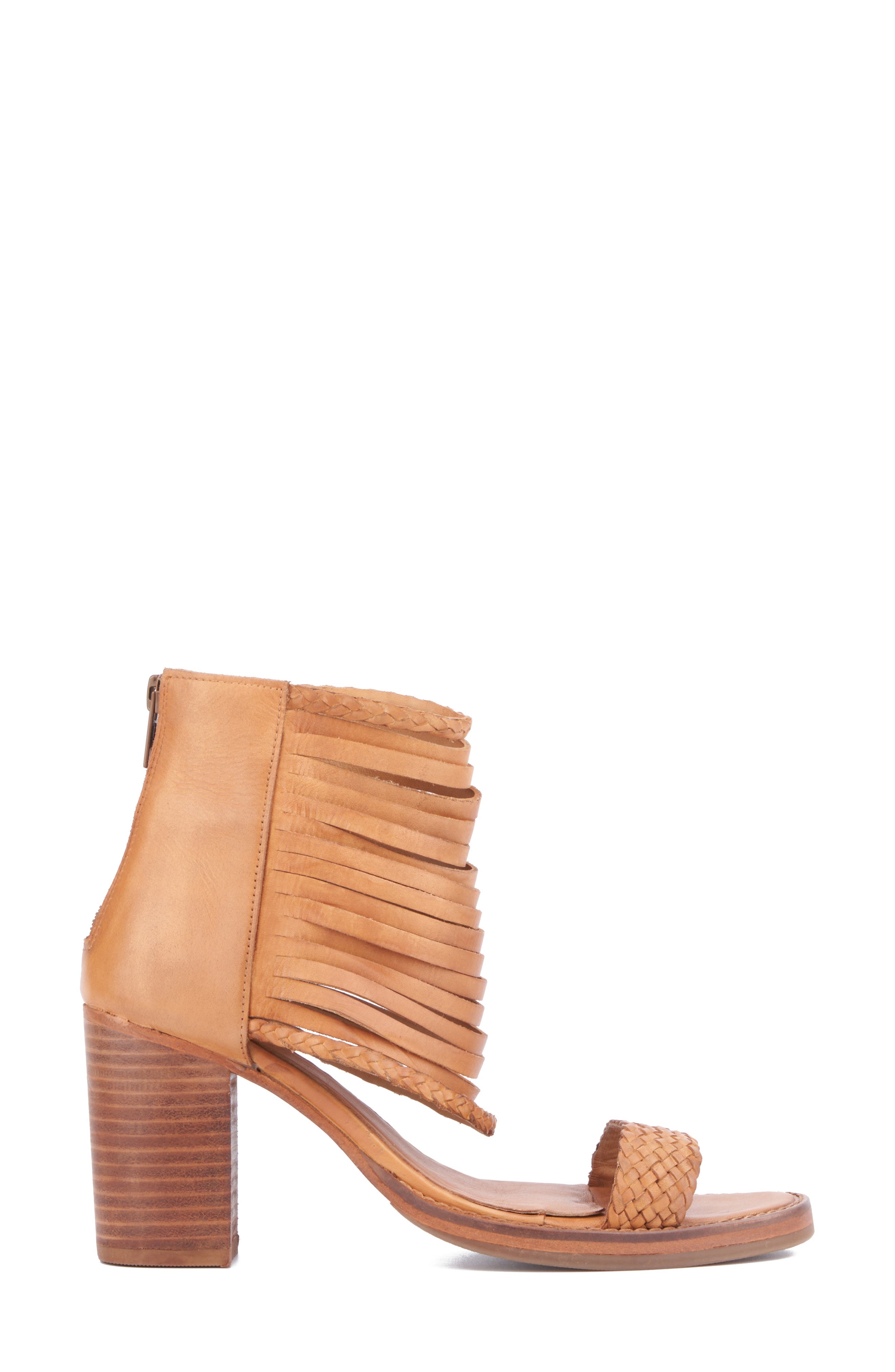 VINTAGE FOUNDRY Leila Fringe Sandal, Alternate, color, Tan