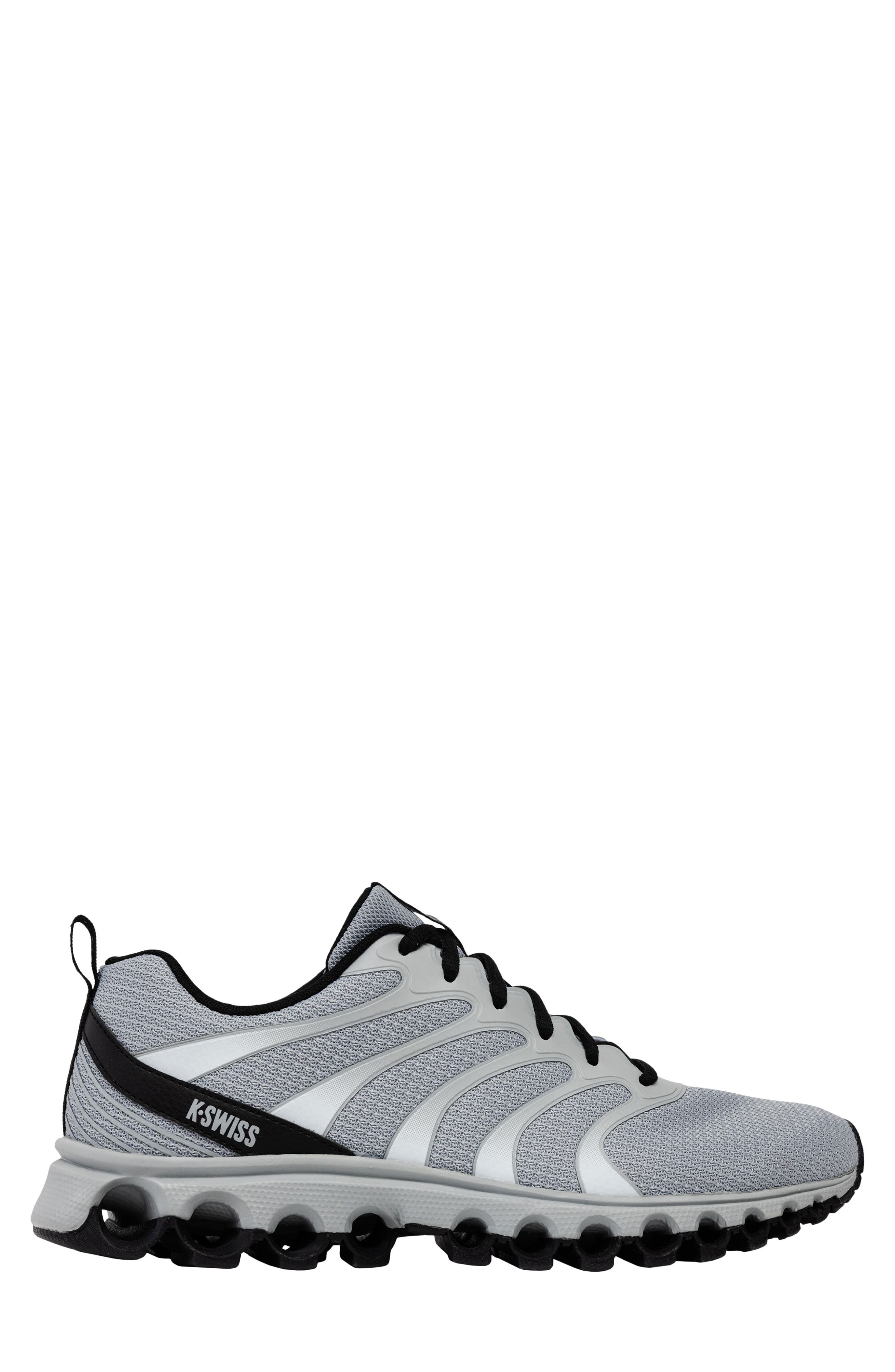Tubes 220 Running Shoe, Alternate, color, HIGHRISE/ BLACK/ WHITE