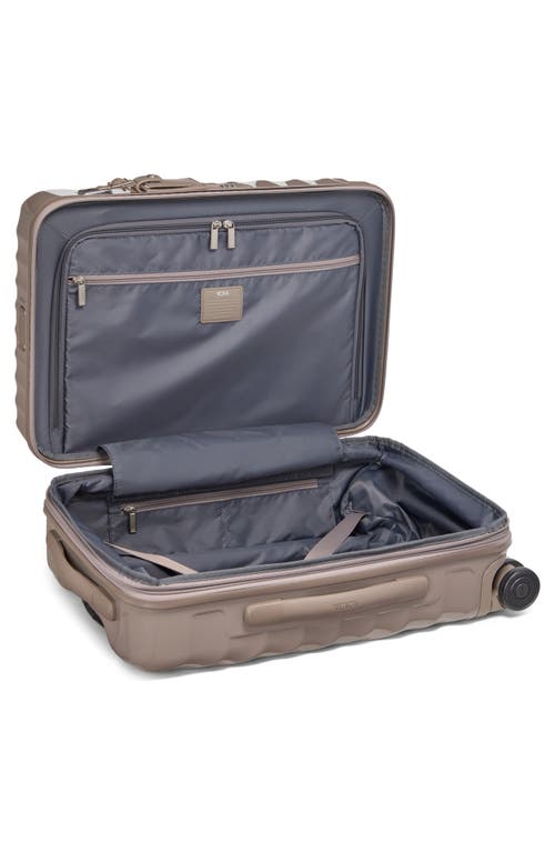 Tumi 19 Degree 22-inch International Spinner 4 Wheel Carry-on Bag In Gray