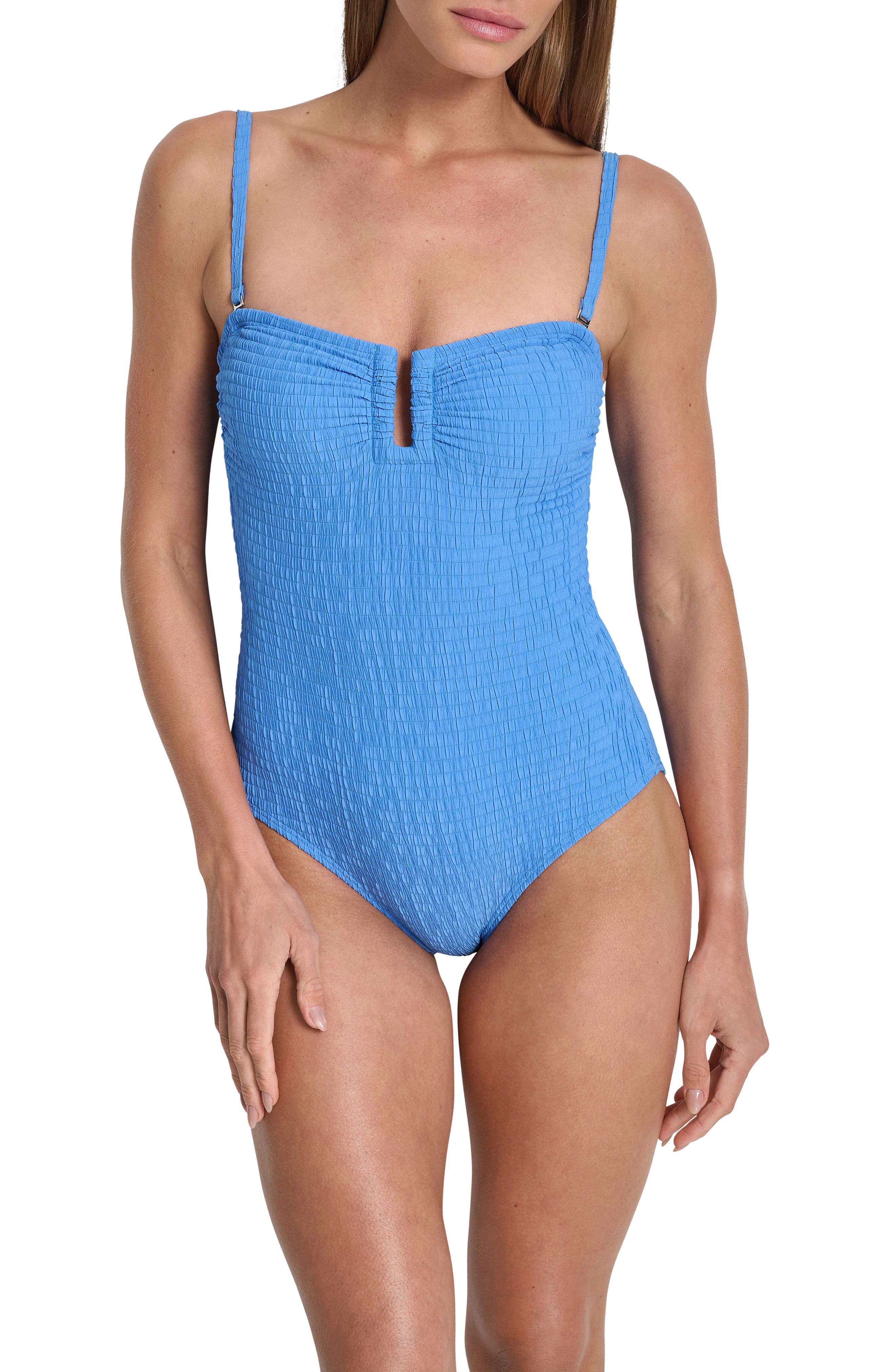 selected HAMPTON BLUE TEXTURE