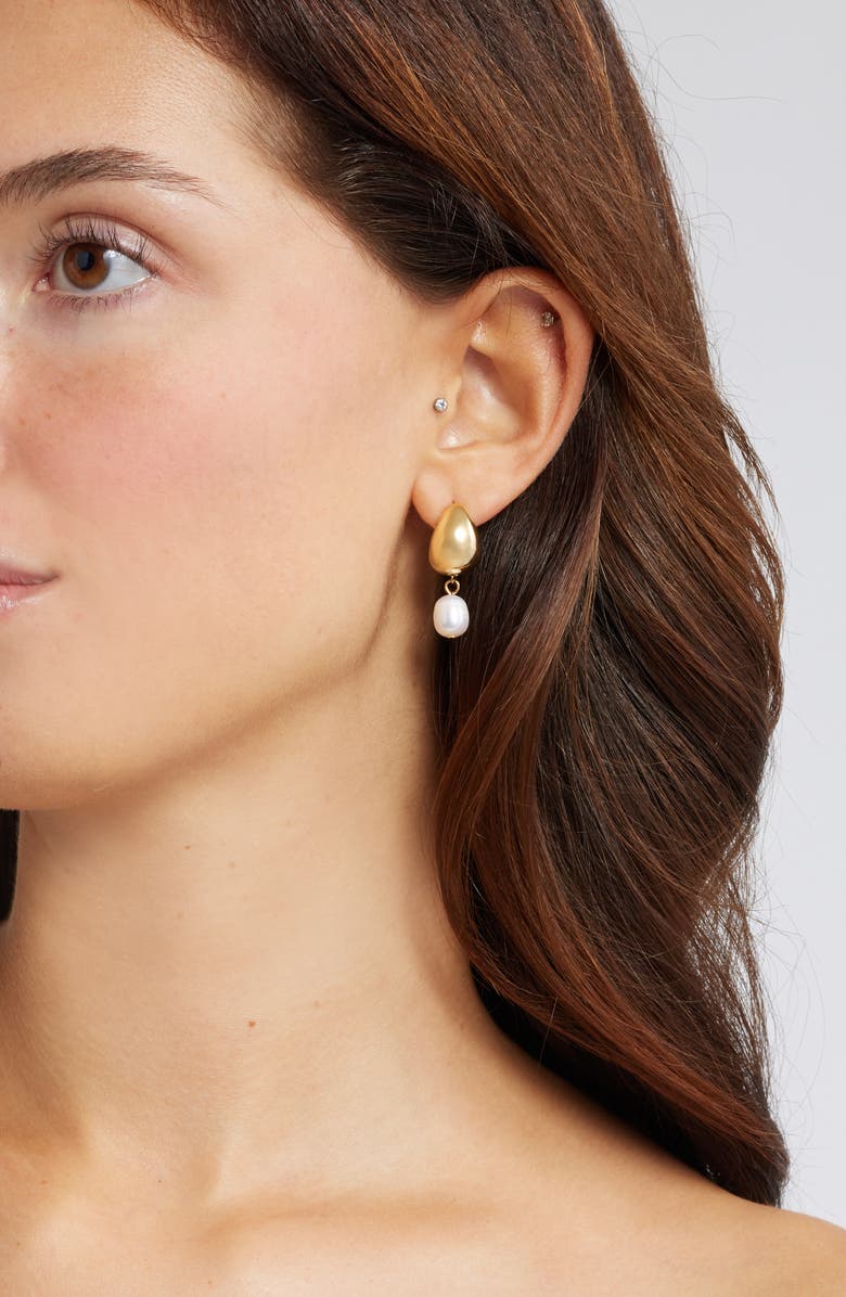 Nordstrom Demi Fine Freshwater Pearl Drop Earrings, Alternate, color, 