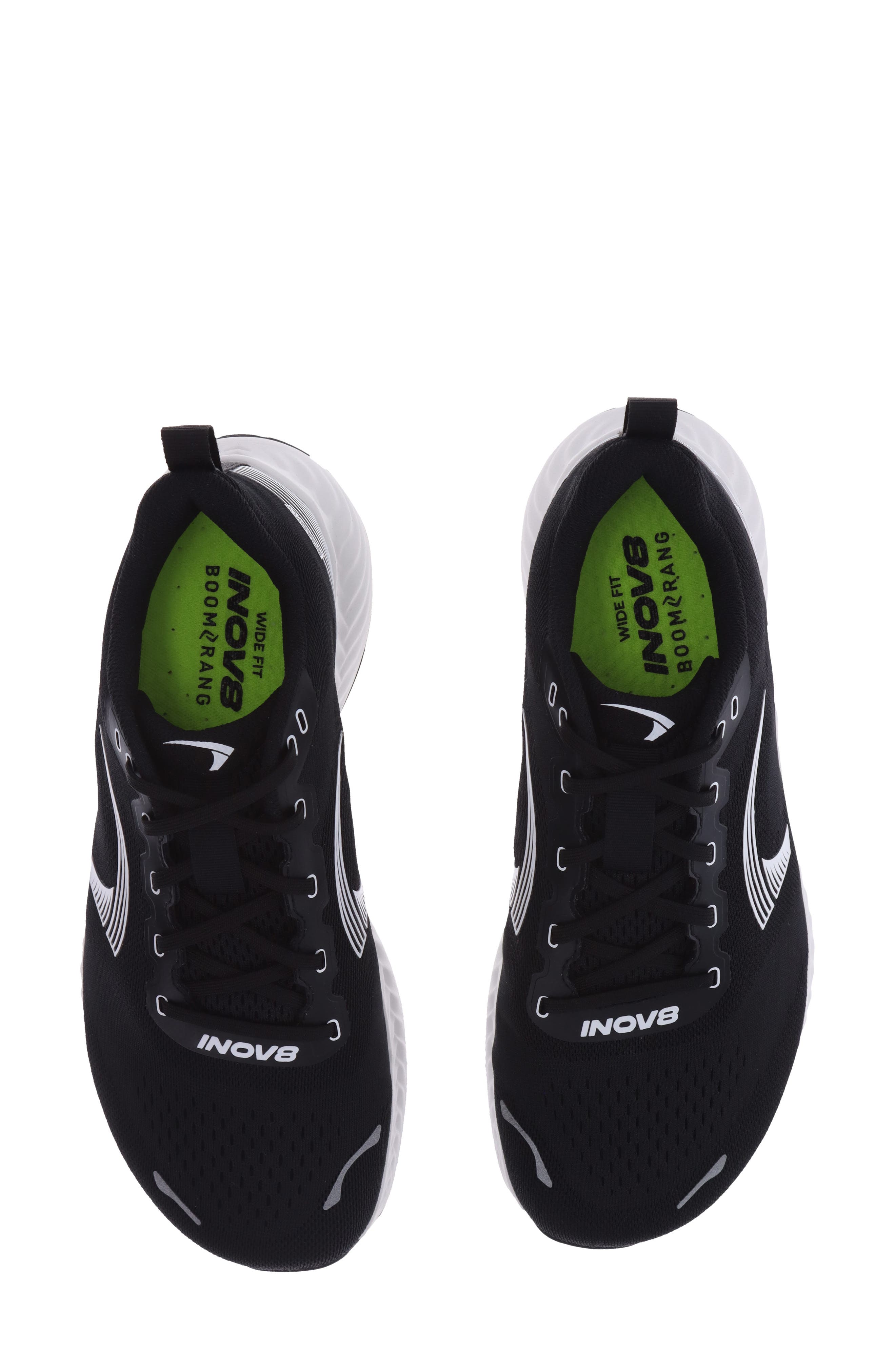 Roadfly Running Shoe, Alternate, color, BLACK/ WHITE