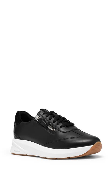 Code R Run Sneaker