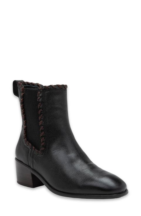 Tradition Chelsea Boot (Women)