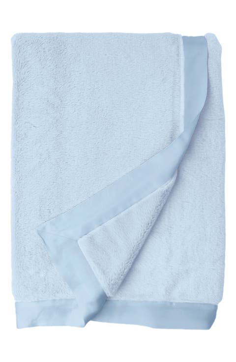 Giraffe At Home Luxe™ Faux Fur Solid Throw