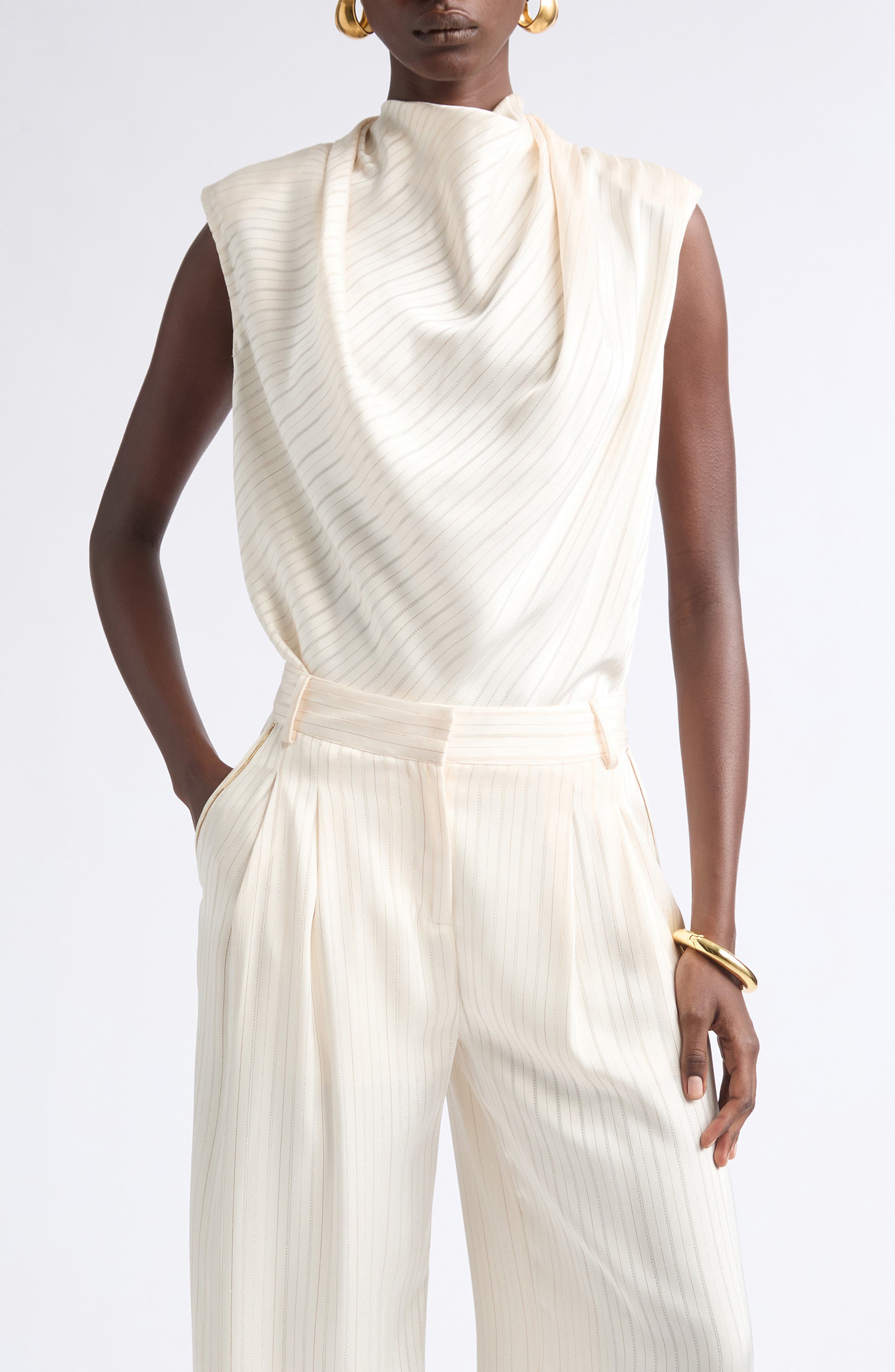 selected WINTER WHITE