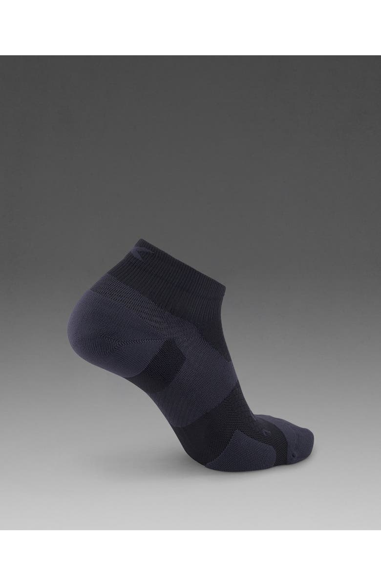 2XU Vectr Light Cushion 1/4 Crew, Main, color, Black/Titanium