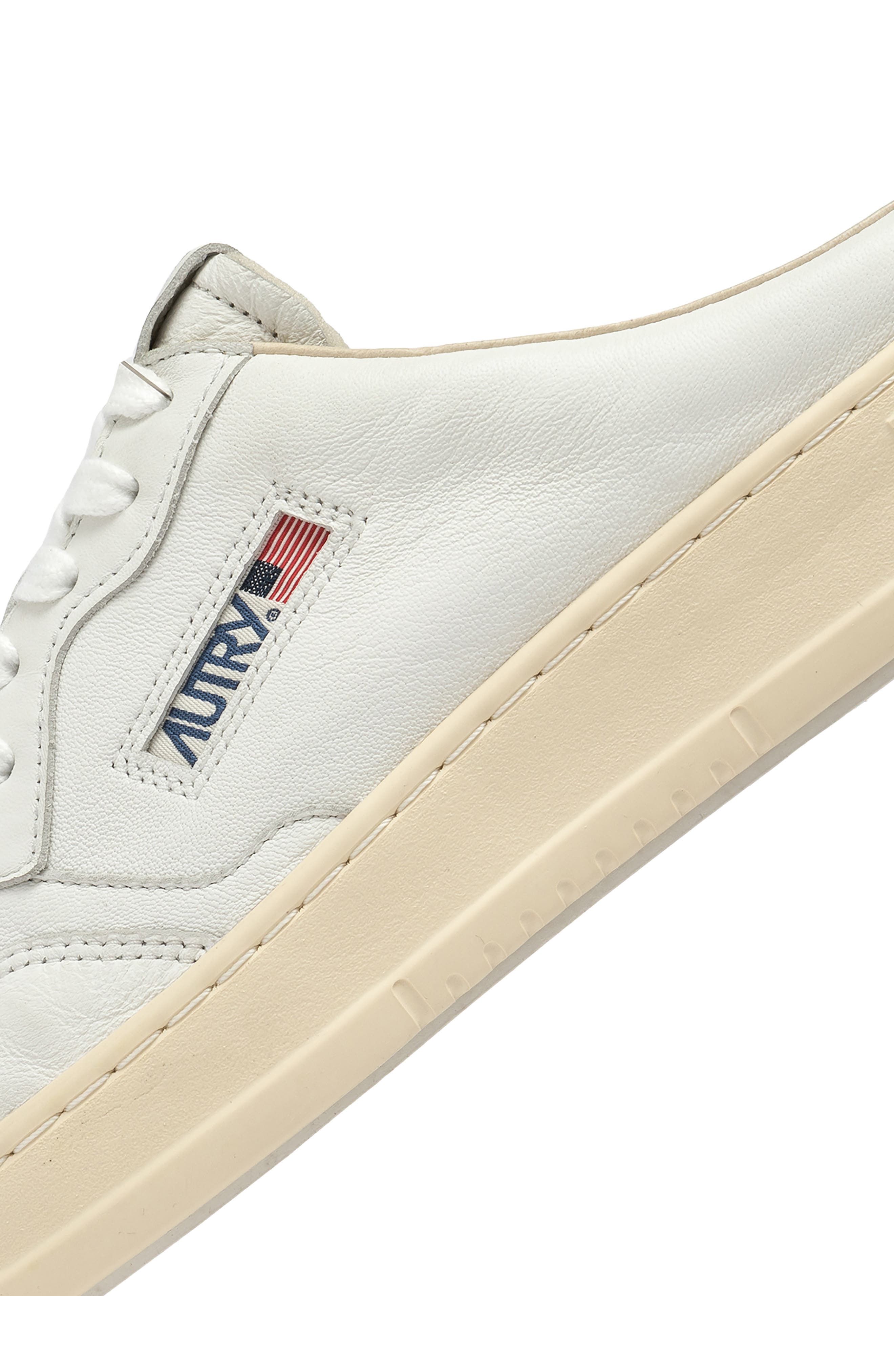 AUTRY Mule Low Sneaker, Alternate, color, Goat/ Goat White