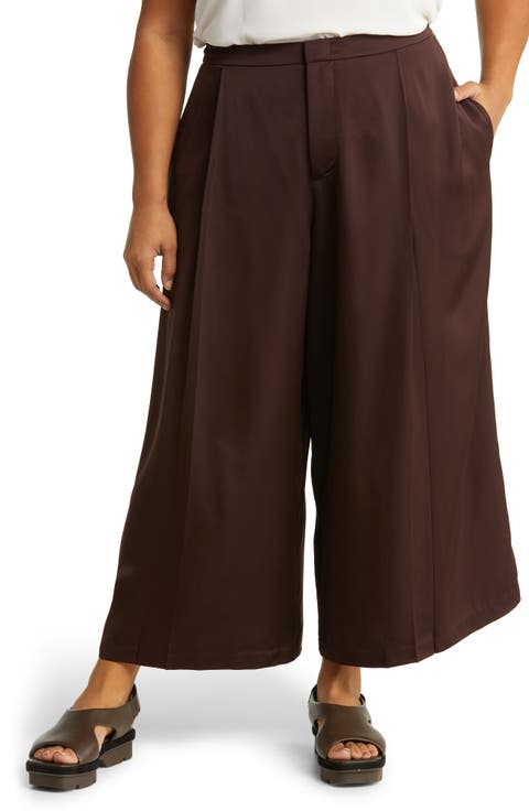 Pleat Front Crop Wide Leg Pants (Plus Size)