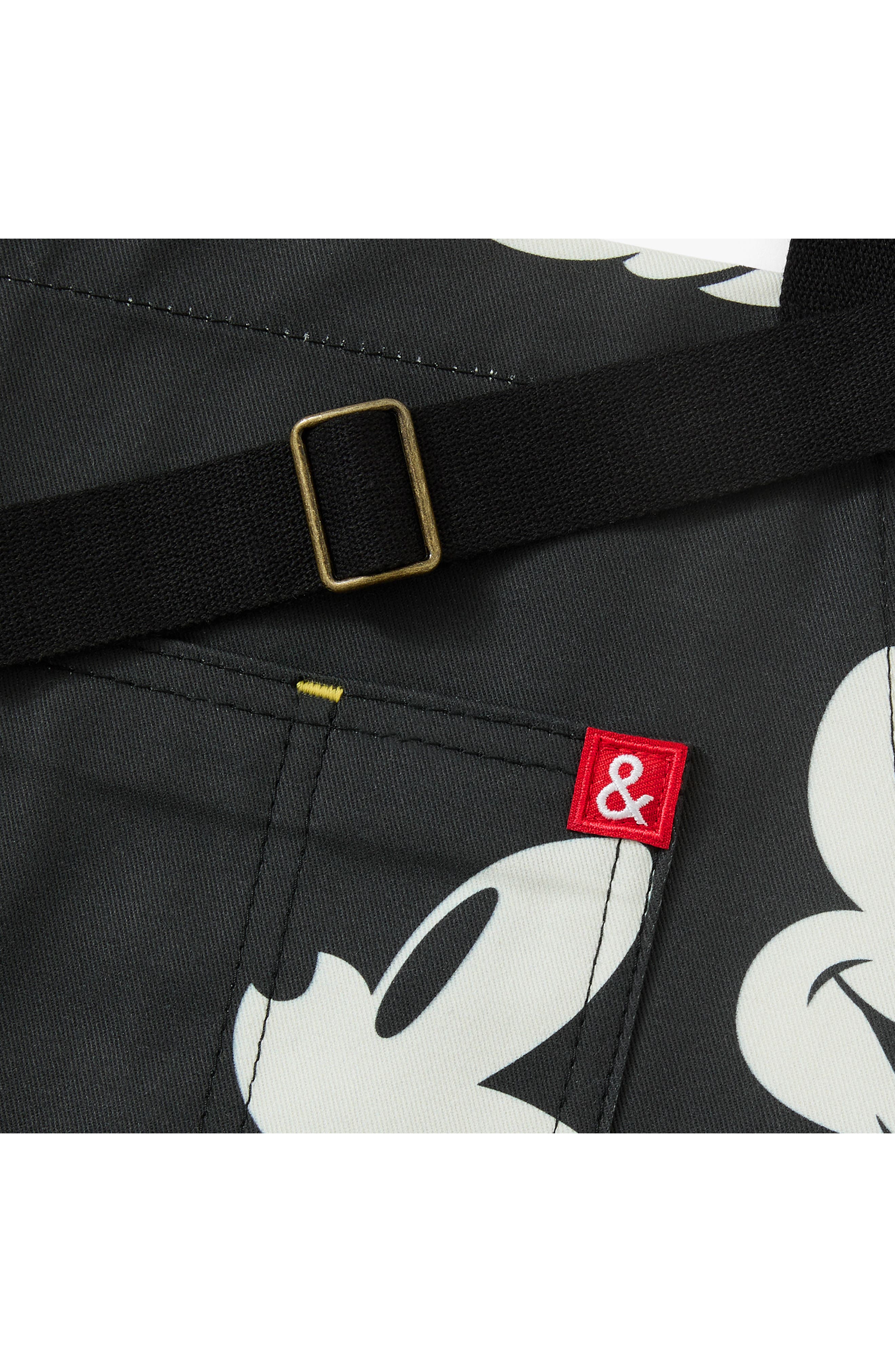 Hedley & Bennett x Disney Print Cotton Apron | Nordstromrack