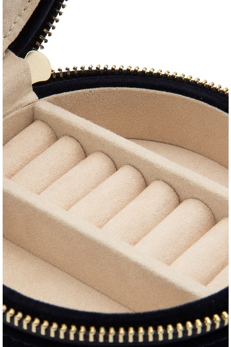 Zoe Travel Round, Alternate, color, INDIGO