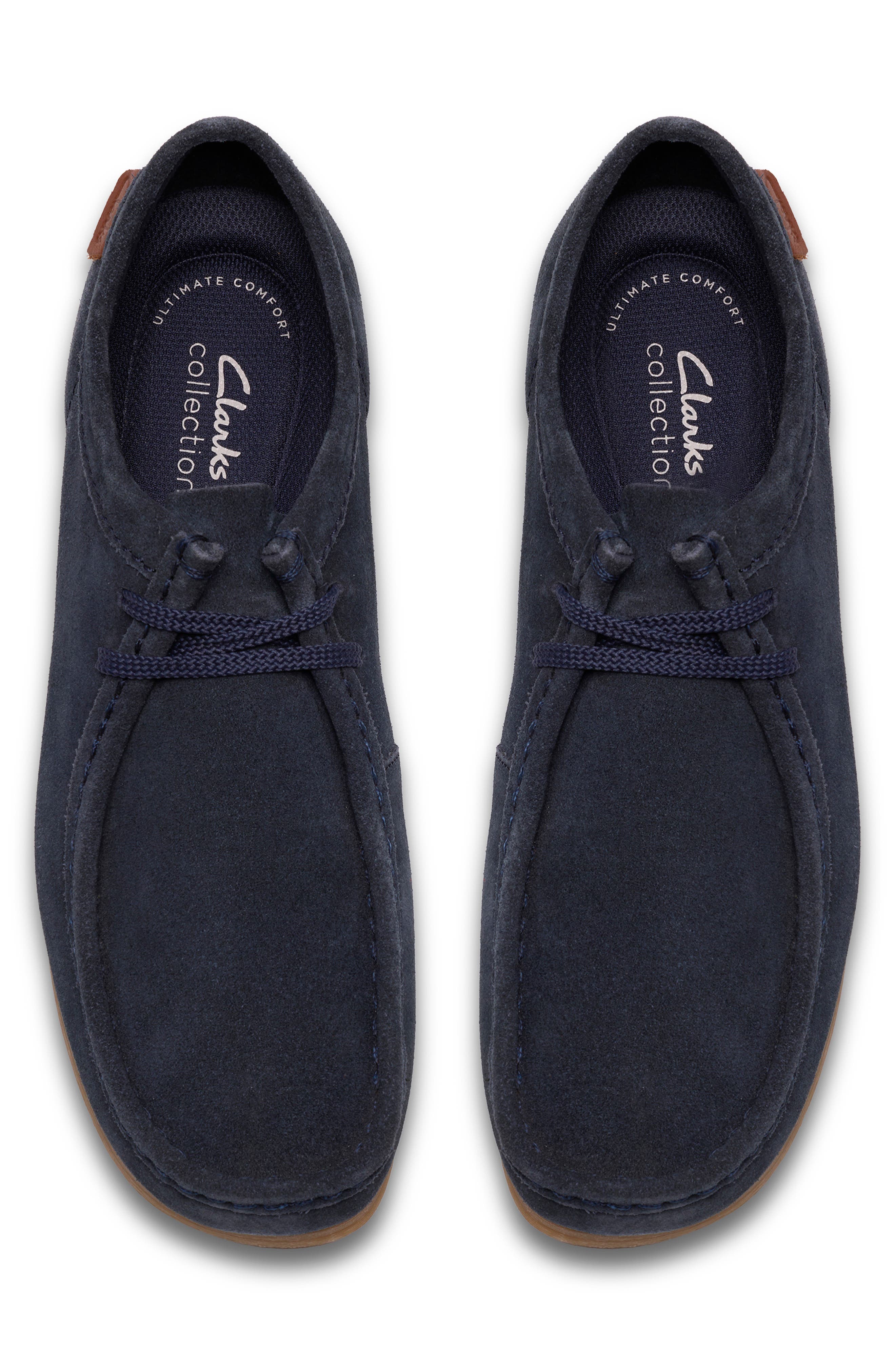 Clarks<sup>®</sup> Wallaston Low Chukka Boot, Alternate, color, Navy