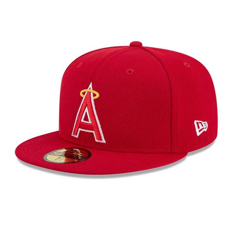 Men's New Era Red Los Angeles Angels 2025 MLB Clubhouse 59FIFTY Fitted Hat