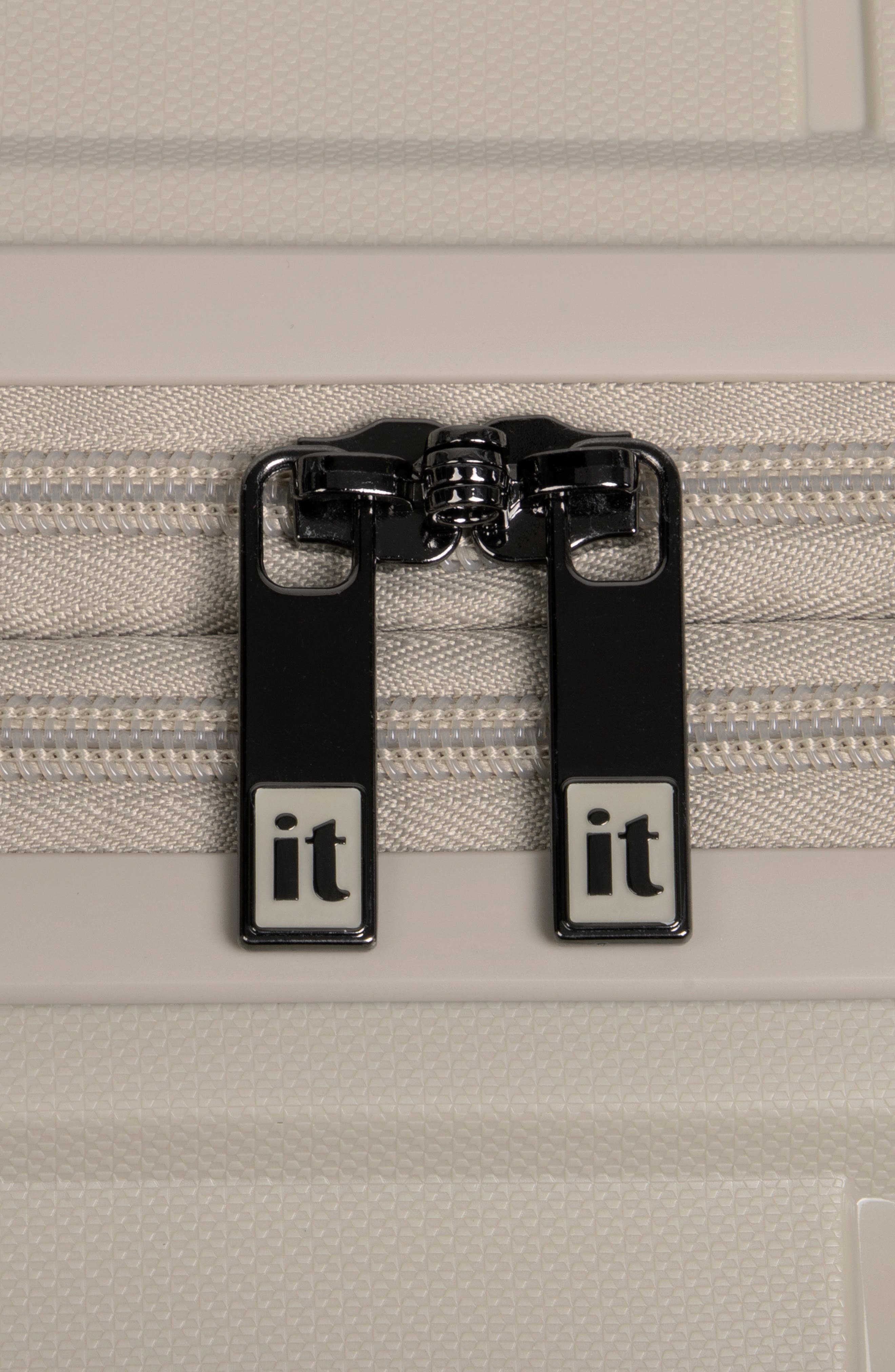 IT LUGGAGE Momentous 27-Inch Hardside Spinner Luggage, Alternate, color, Feather Gray