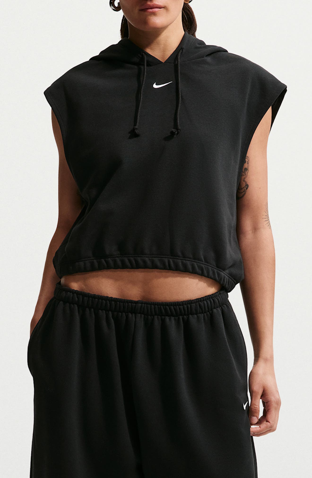 selected BLACK/ SAIL
