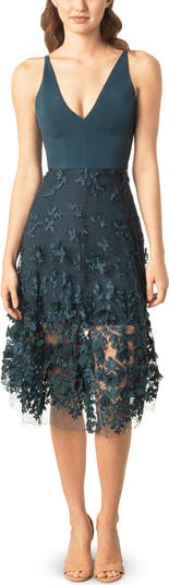 Darleen V-Neck Embroidered Mesh Cocktail Dress