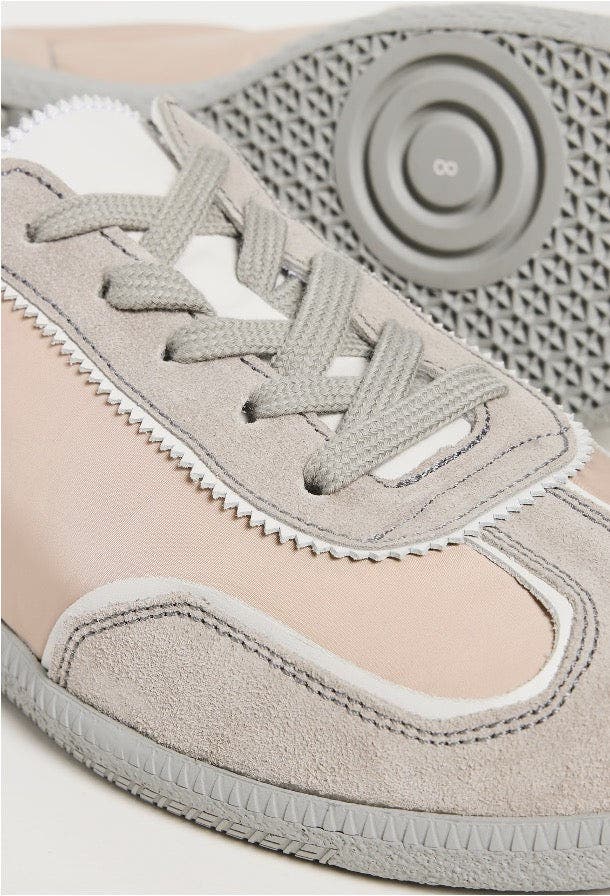 THE RAD BLACK KIDS The Stallion Gray CW, Alternate, color, 