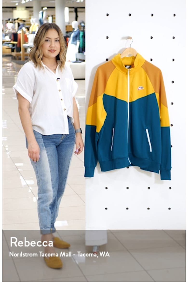 Sportswear Windrunner Colorblock Jacket video
