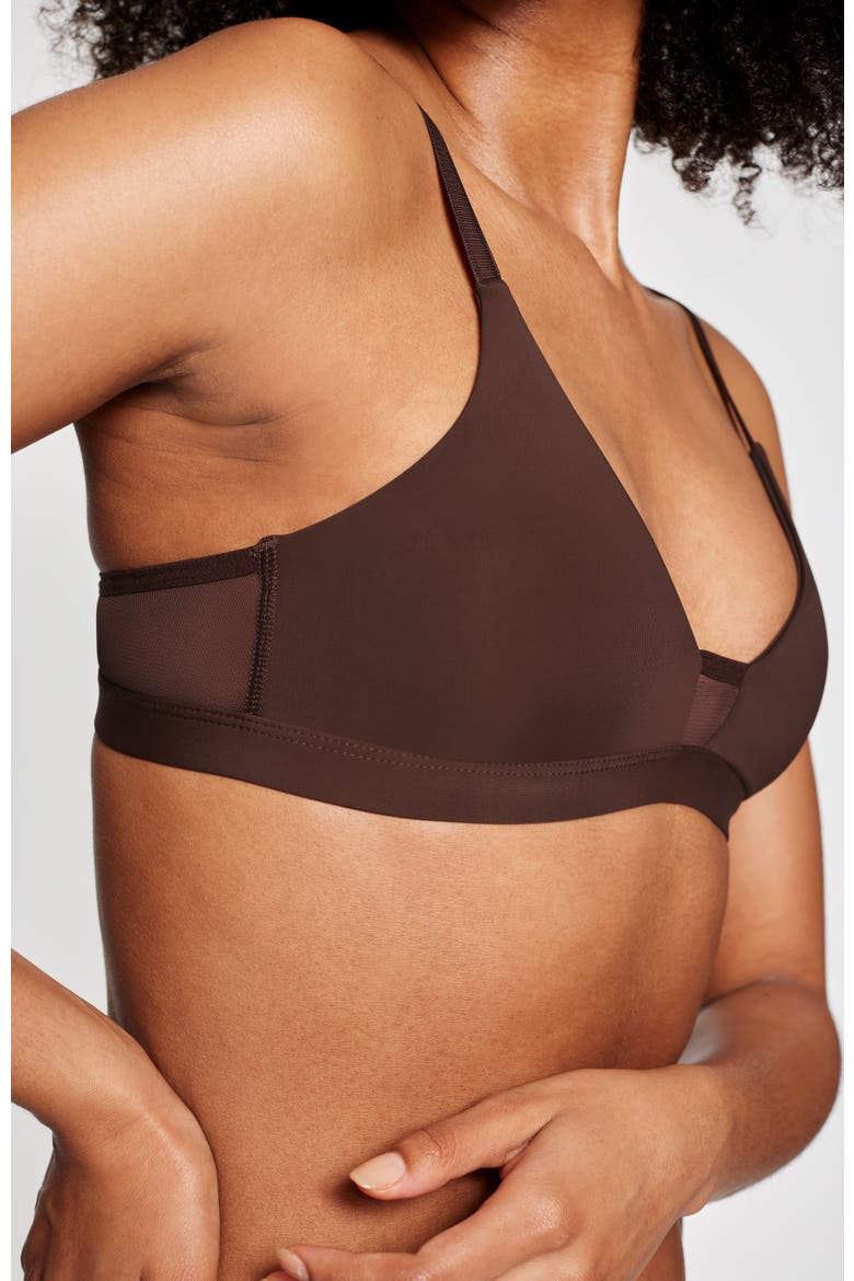 Limitless Wirefree Scoop Bra, Alternate, color, Espresso
