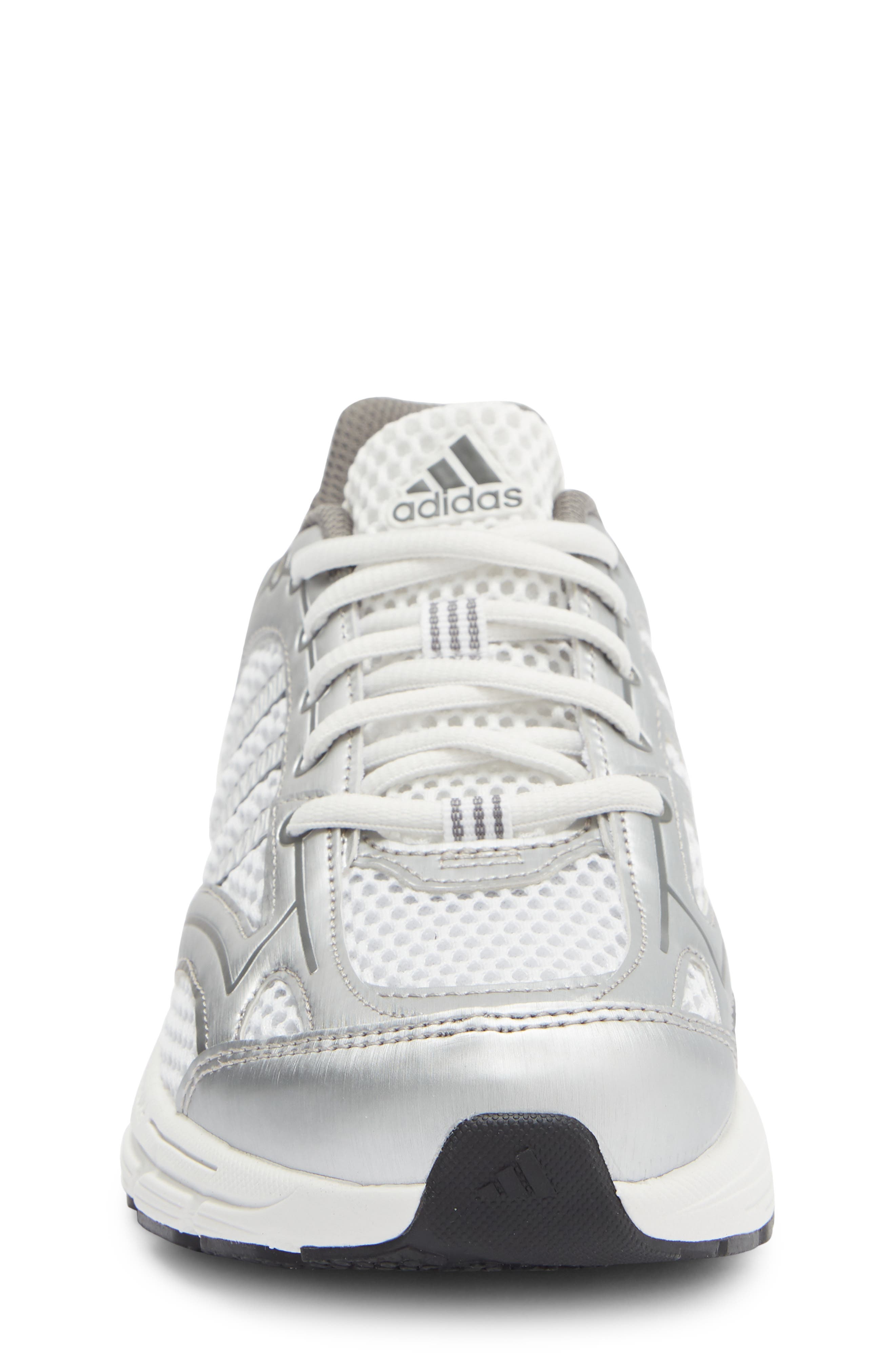 Kids' Spiritain 2000 Running Shoe, Alternate, color, CRYSTAL WHITE/ SILVER/ GREY