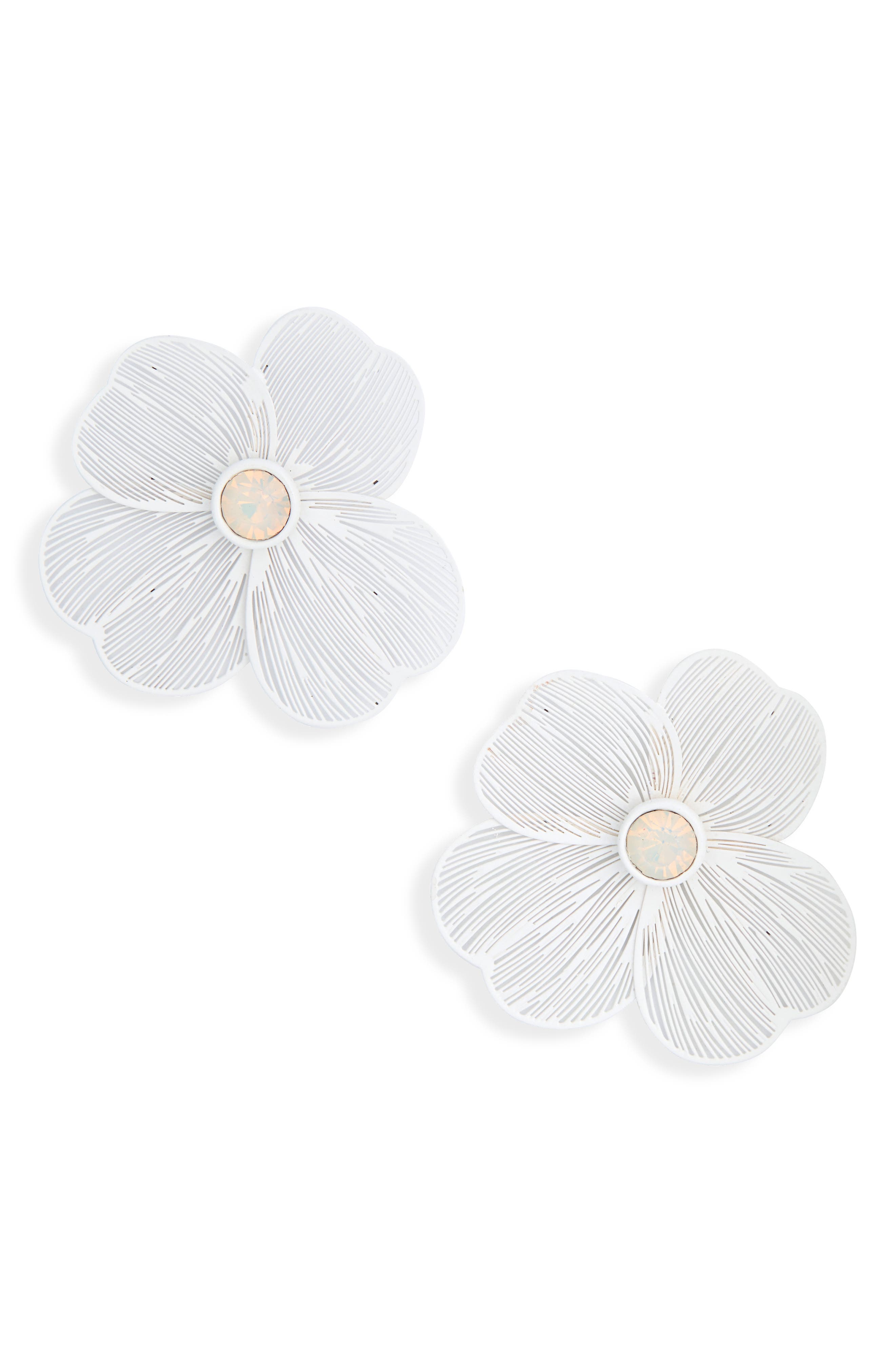 NORDSTROM RACK Flower Stud Earrings