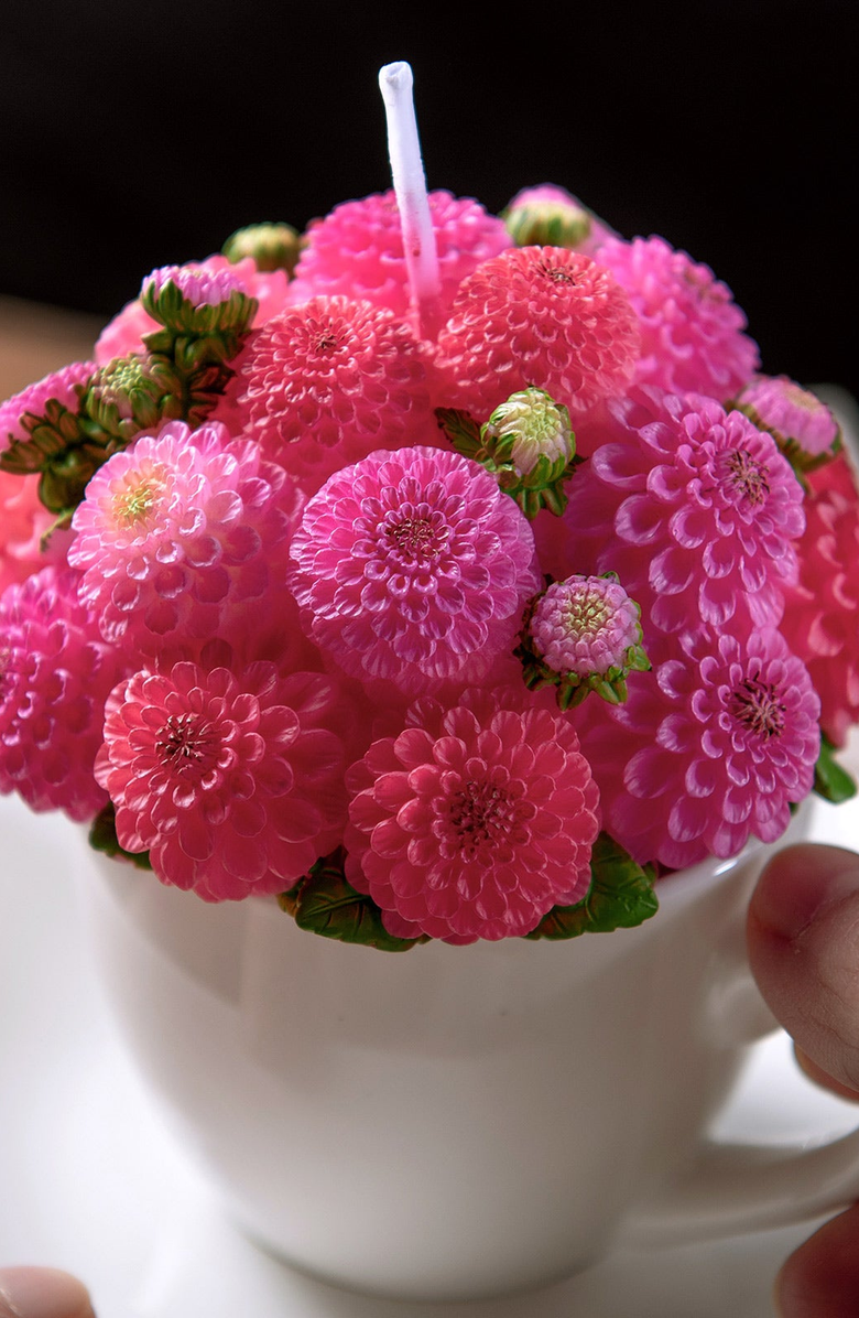 Southlake gifts Dahlia Bouquet Aromatherapy Candle, Alternate, color, Rose Red