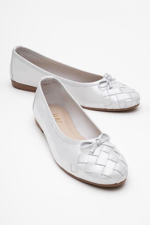 Nopos Leather Cap Toe Ballet Flat