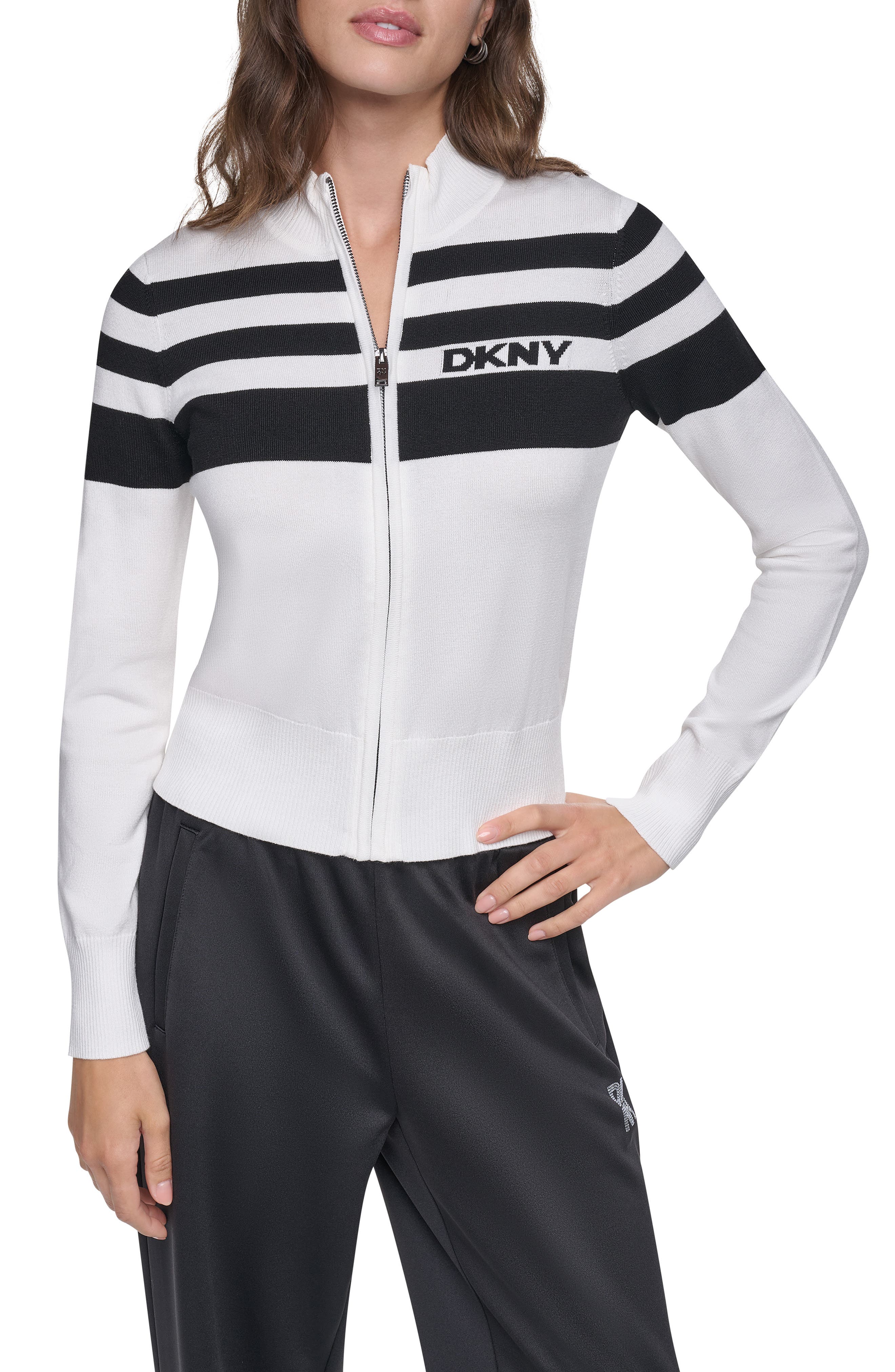 IVORY/ BLAC