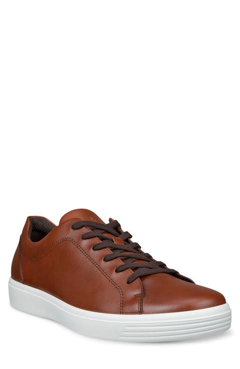 Soft Classic Stride Sneaker