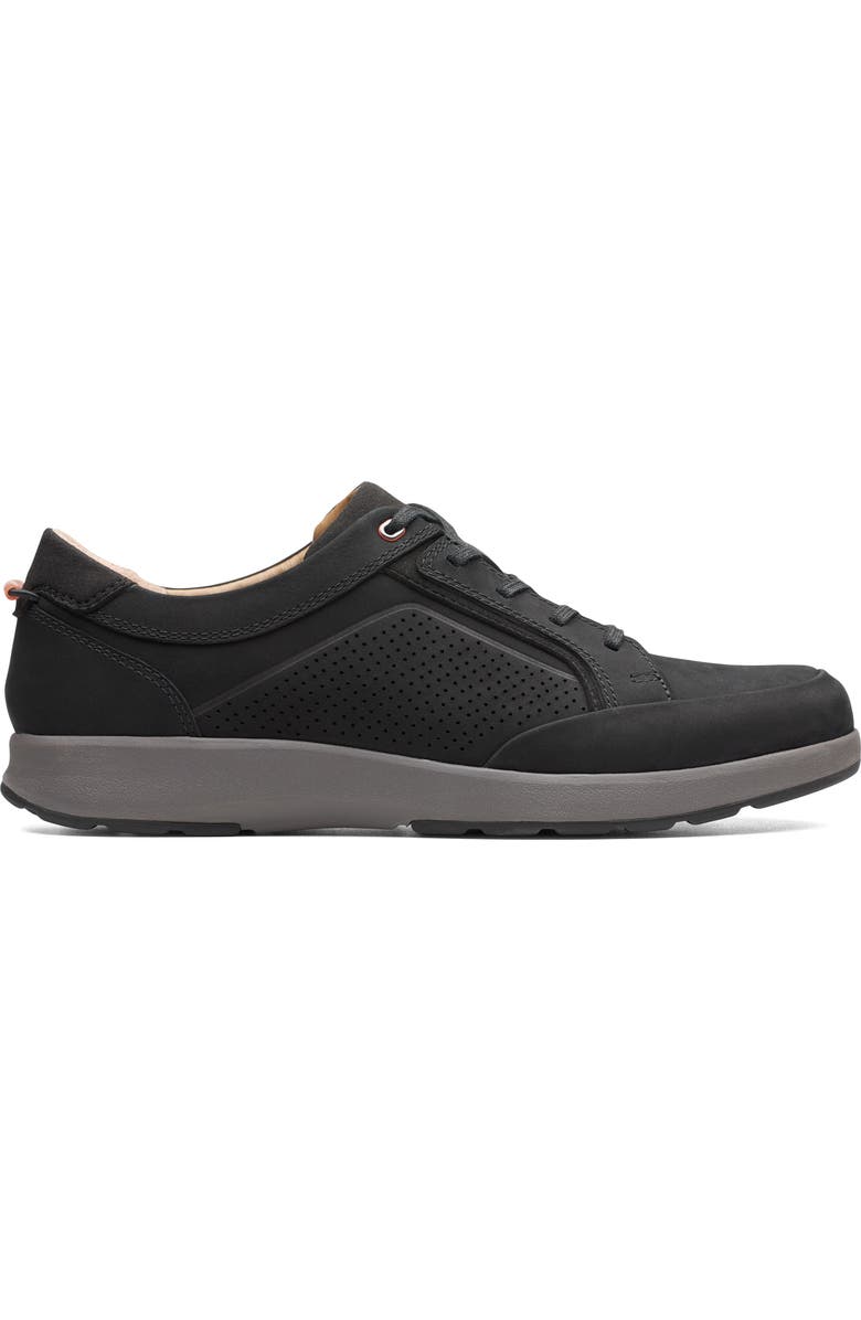 Clarks<sup>®</sup> Un Trail Form Sneaker, Alternate, color,
