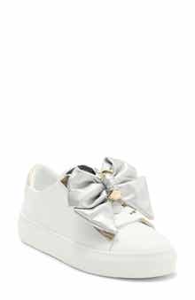 KARL LAGERFELD PARIS Claudette Lace-Up Sneaker