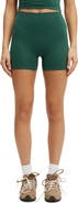 COTTON ON BODY Women's Active Ultra Soft Invisible Scrunch Shortie Short