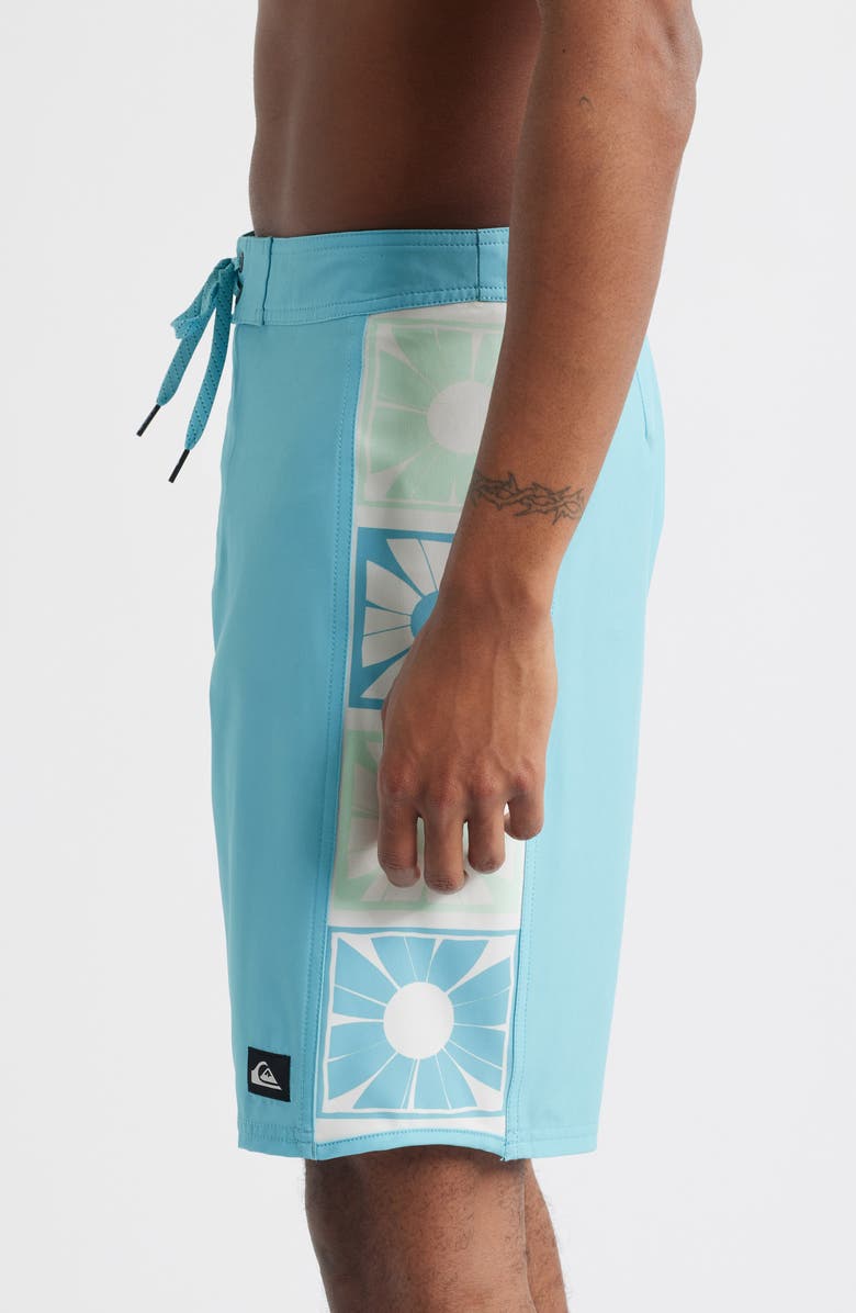 Quiksilver Surfsilk Arch 19 Board Shorts, Alternate, color, Aqua Blue