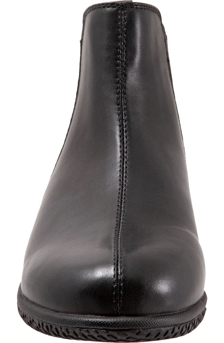 SoftWalk<sup>®</sup> Highland Chelsea Boot, Alternate, color,