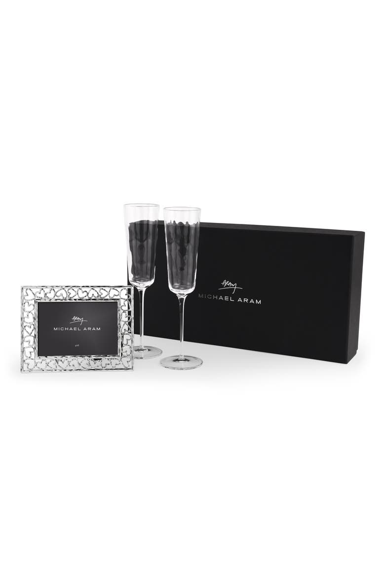 Reflective Set of 2 Champagne Flutes & Heart Frame Gift Set, Main, color, CLEAR