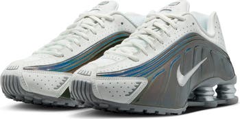 国内配送★NIKE★SHOX R4 SE 差し色映える RUNNING SHOES Amazon.com | Nike Shox R4 Mens Training Fashion Sneaker